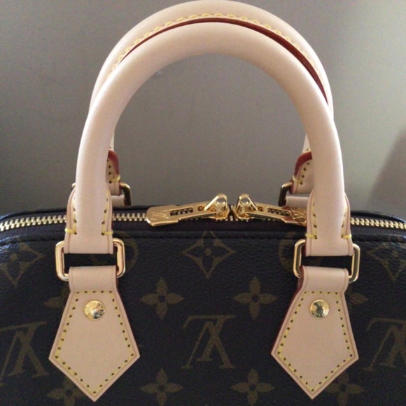 Louis Vuitton Speedy 20 - Picture 9 of 15